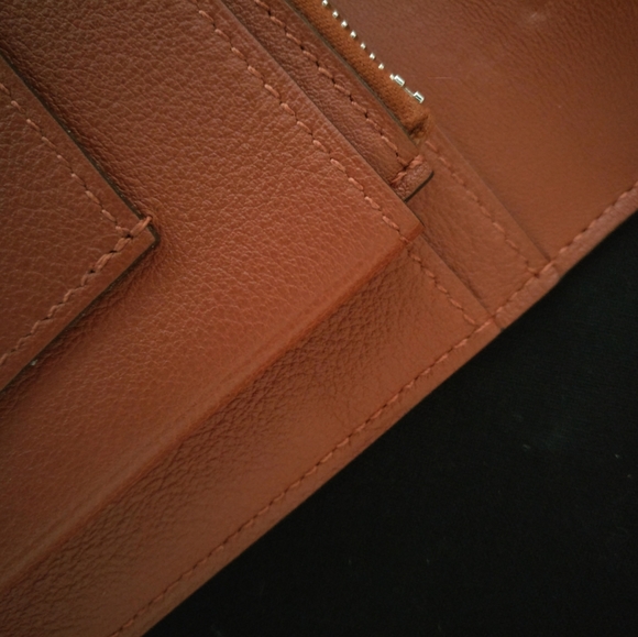Authentic NWT Hermes Wallet full set - Picture 7 of 9